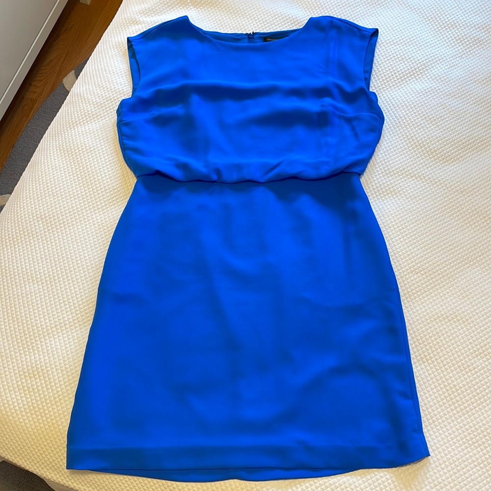 Banana Republic blue mini dress with back detail. Pockets. Size 10.